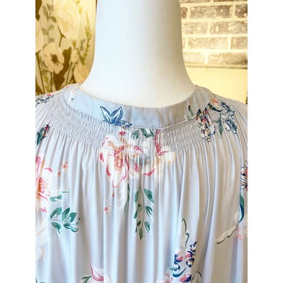 Torrid Floral Blouse - Picture 10 of 10